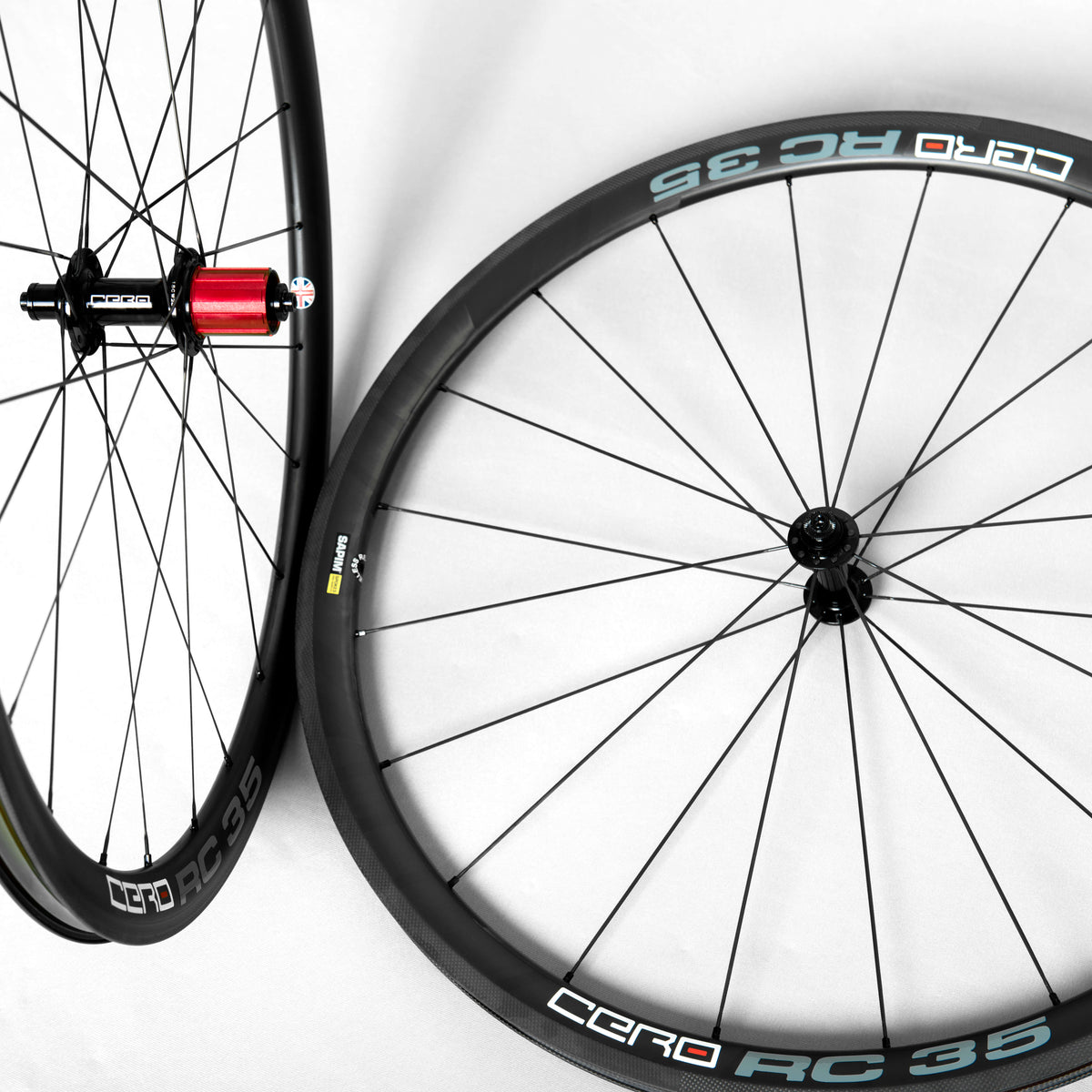 Cero RC35 Carbon Clincher wheelset
